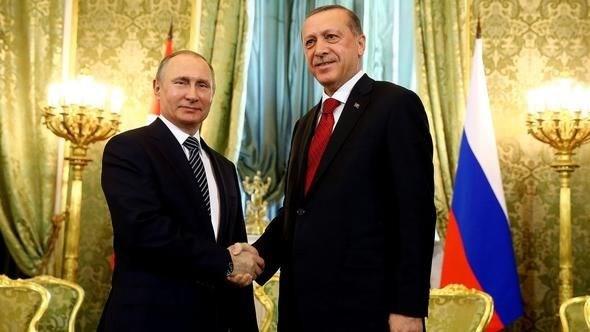 <p><b>3 MAYIS</b></p>    <p>- Cumhurbakan Recep Tayyip Erdoan ile Rusya Devlet Bakan Vladimir Putin, Rusya&#8217;nn Soi kentinde bir araya geldi. ki lider, zirvede, domates ve vize konular dndaki tm kstlamalar karlkl olarak ayn anda kaldrma karar ald.</p>  <p>  - ABD, uzun menzilli balistik fze denemesi yapt. California eyaletinde bulunan Vandenberg Hava ss'nden silahsz olarak frlatlan "Minuteman 3" ktalararas balistik fze, 6 bin 759 kilometre uzaklktaki hedefine ulat.</p>  <p>  - ran'n kuzey eyaletlerinden Glistan'da kmr madeninde meydana gelen patlamada 35 kii hayatn kaybetti, 70 kii yaraland. Glistan eyaletinde 3 gn genel yas ilan edildi.</p>