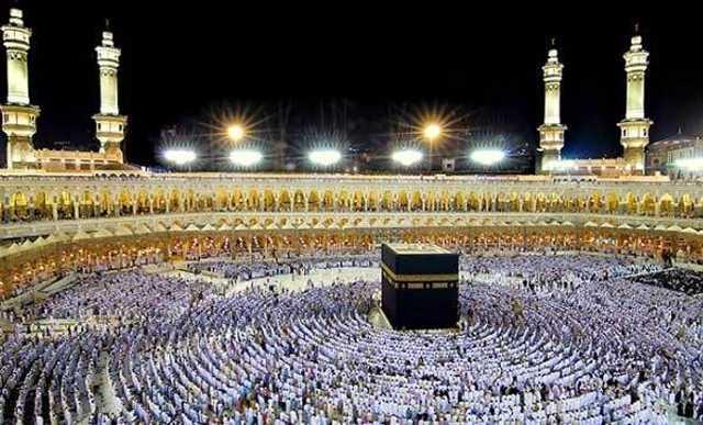 Suudi Arabistan son yllarda yaklak 5 milyon umreci ile 2 milyon civarnda hac karlayabiliyor.
