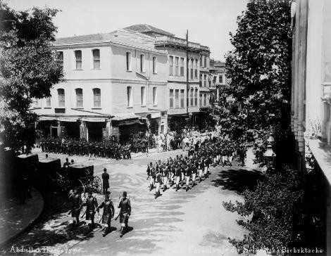 Selamlk resm-i alisi, Beikta