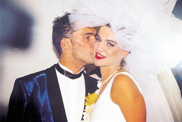 Bu evlilikten 'Kanat' adnda bir olu olan Hepar, 1994 ylnda geirdii motosiklet kazasnda hayatn kaybetti.