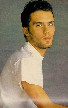 Yaklak 25 yl nce Yldz Tilbe, o dnem Sezen Aksu&#8217;yla ak yaayan merhum sanat Uzay Hepar ile bir ak yaamt.?