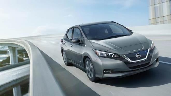 6. Nissan LEAF (240 km)