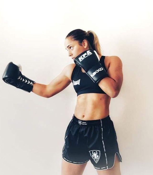 SM GNDEMDE OLANLAR / REM AKIN    10 ubat'ta balayacak Survivor 2018 All Star iin yeni bir isim gndeme geldi. Kick Boks, Muaythai ve Boks Milli Takm'nda yer alan, farkl kategorilerde Trkiye, Avrupa ve Dnya ampiyonluklar elde eden orlulu rem Akn'n gnlller takmnda yer alaca iddia edildi.