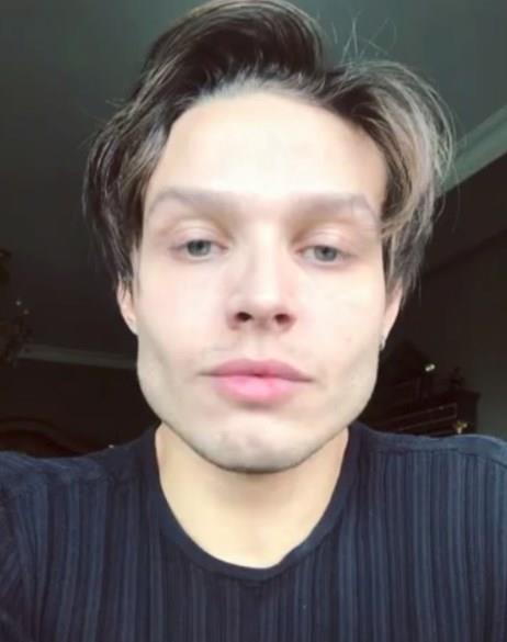 "PERFORMANSIM ESKSNDEN OK DAHA Y"  <br>  "Survivor 2013'ten bu yana aradan tam be sene sonra Survivor 2018'de tekrar sizlerinde karsnda yaracak olmaktan dolay ok mutlu ve heyecanlym. Bizleri nasl bir sezonun beklediini  aa be yukar kestirebiliyorum. Ama Survivor bu, her sezon bir ncekinden biraz daha zor geiyor. Baz talihsizlikler, sakatlklar hatta ameliyatlar yaadm. Ancak performansm eskisinden ok daha iyi. ok daha glym ve ok daha hzlym. Beni sevenlerin desteine ncekinden ok daha fazla ihtiyacm var. Bunu ltfen unutmayn, sizin desteiniz benim iin her ey demek olacak. Yarmac arkadalara hak edeni kazanaca bir sezon geirmelerini diliyorum. Gelin Survivor ampiyonluuna birlikte yryelim."