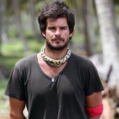 Kariyerini sunucu olarak devam ettiren Survivor Hakan Hatipolu, 2013 Akdeniz Oyunlar'nda Trkiye Sutopu Milli Takm'nda yer ald. Hakan Hatipolu, Survivor 2010 sezonunda ne kan isimlerden biriydi. Bir dnem 'Behzat . Bir Ankara Polisiyesi' adl dizi filmde de rol almtr.