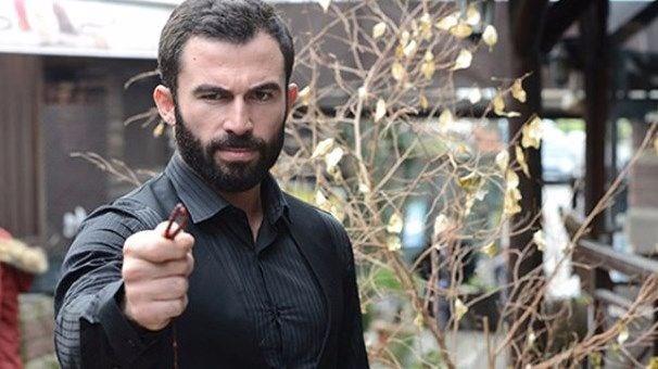 Turabi amkran ismini ilk olarak &#8216;Benimle Dans Eder misin?&#8217; yarmasnda duyduk. Survivor Turabi, daha sonrada Yetenek Sizsiniz Trkiye yarmasna katlmt. Son olarak Survivor nller & Gnlller'de grdmz Survivor Turabi, buradaki baarlaryla gnllere taht kurdu. Survivor finalinde Gkhan Keser ile birlikte halk oylamasna kan Survivor Turabi amkran, adn ampiyonlar listesine yazdrmay baard.
