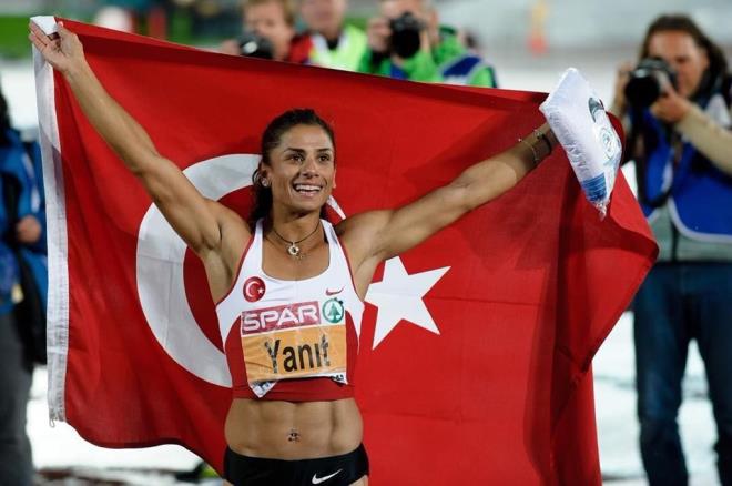 NEVN YANIT   <br>  Son olarak Nevin Yant'n Survivor 2018 katlacan duyuran Acun Ilcal, "Milli atletimiz Nevin Yant Survivor'da! Nevin, All Star takmna kar Gnlller'in takmnda yaracak. Nagihan, Merve ve Sema'ya Allah kolaylk versin" ifadelerini kulland.