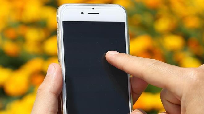 Cep telefonlarndan alnan zel iletiim vergisi 54,6 liraya ykseldi.