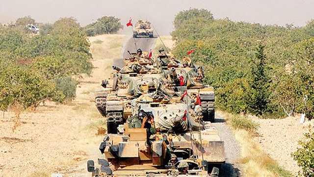 En etkili askeri harekat Suriye?de   Meru mdafaa kapsamnda Frat Kalkan Harekat?n balatan Trkiye, Suriye?de geni bir alanda halkn gvenliini salad. Trkiye, DEA?a kar en gl mcadeleyi vermesine karn mttefiklerinin youn basklaryla kar karya kalmt.