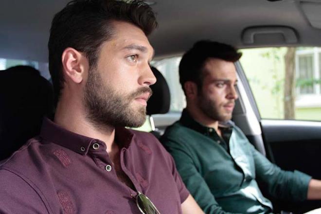 Gl&#8217;nn Meryem&#8217;e olan krgnl Sava ile arasna mesafe girmesine sebep olmutur. Gl, Burcu&#8217;nun eski kocasna dair bulduu izin peine dmtr ve bu tehlikeli yolda yapayalnzdr.