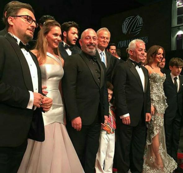 Birbirinden nl isimleri kadrosunda buluturan filme ilgi bykt.