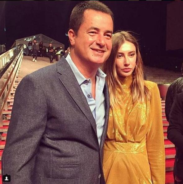 Acun Ilcal galaya ei eyma Suba ile birlikte katld.