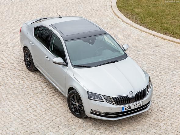 20) Skoda Octavia