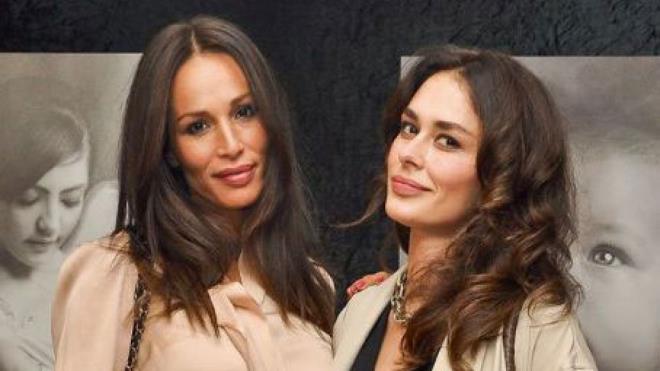 Gzide Duran &#8211; Aye Hatun nal  <br>  Aye Hatun nal, iadam sevgilisiyle ayrlndan Gzide Duran&#8217;la ei Adnan Aksoy&#8217;u sorumlu tutmutu. Aralarndaki tartma byyen ikili mahkemelik bile oldu.