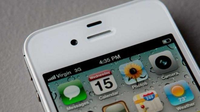 Lityum-ion pillerin dk scaklklarda ve uzun yllar kullanm sonrasnda performansnda d olduuna ve aniden kapandna dikkat eken Apple, getiimiz yl bunu nlemek iin bir adm atldn aklad.