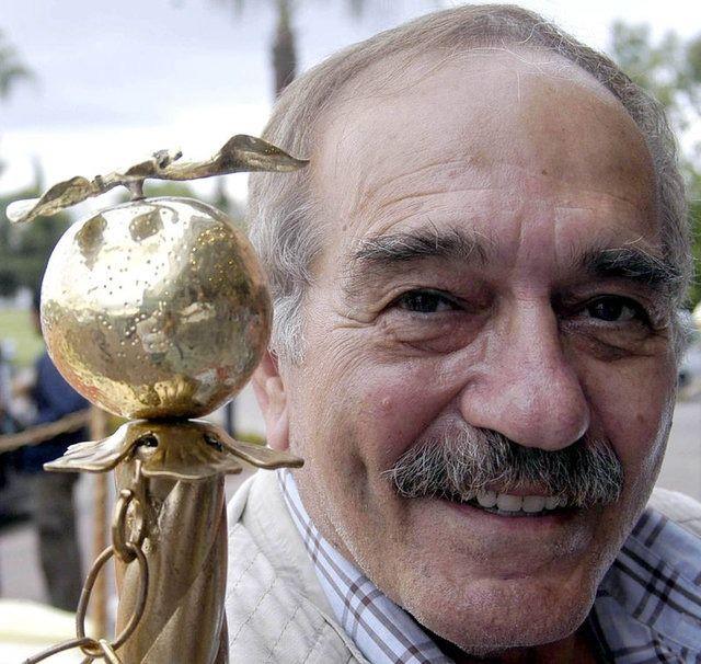 FKRET HAKAN    Trk sinemasnn duayen ismi Fikret Hakan, 11 Temmuz'da tedavi grd hastanede hayatn kaybetti.