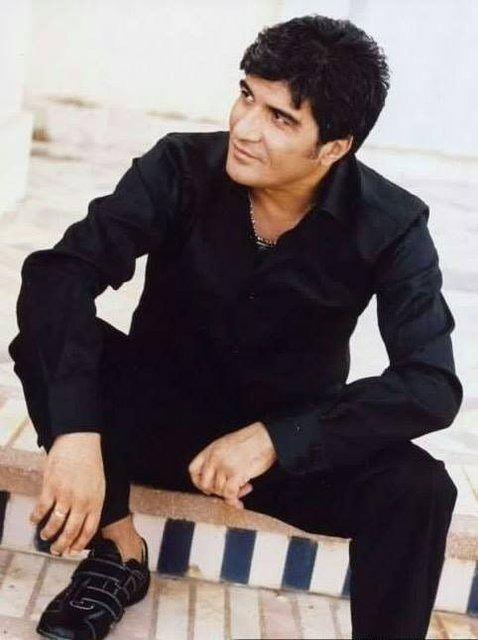 BRAHM ERKAL    Trk halk mzii sanats brahim Erkal nisan aynda evinin otoparknda baygn halde bulundu. nl sanat kaldrld hastanede bir ay sonra, 11 Mays'ta ld.