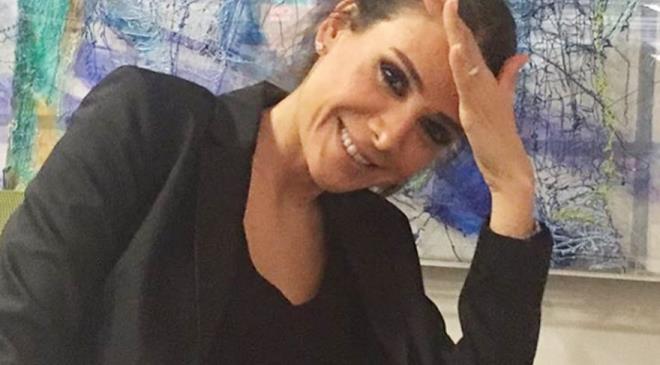 Sahi sizinki ne? Haydi siz de ertelemeyin ve kalbinizin sesini dinleyin... Hayatn baslmadk yeni kumsallarnda grmek dileiyle... Hoakaln..."