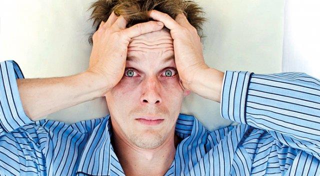 Az uyku: Gnde 7-8 saatten az uyumak, kortizol dzeylerinin artmasna neden olmakta; vcudun parasempatik sinir sisteminden uzaklamasna yol amaktadr. Bu durumda yine vcut enfeksiyona ak hale gelmektedir.