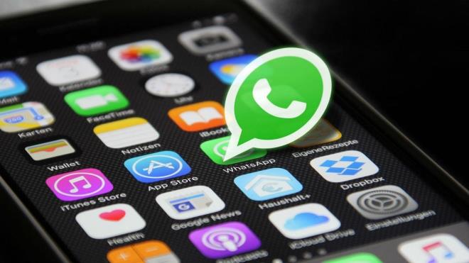 WhatsApp, 2.18.4 srmn kullanma sunarak baz performans iyiletirmelerine zm getirdi.