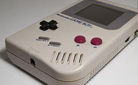 El atarilerine kyasla daha gelimi grafik ve oyunlarla dikkat eken, kk kasetleriyle oyunlar deitirilebilen Gameboy'lar kim unutabilir?