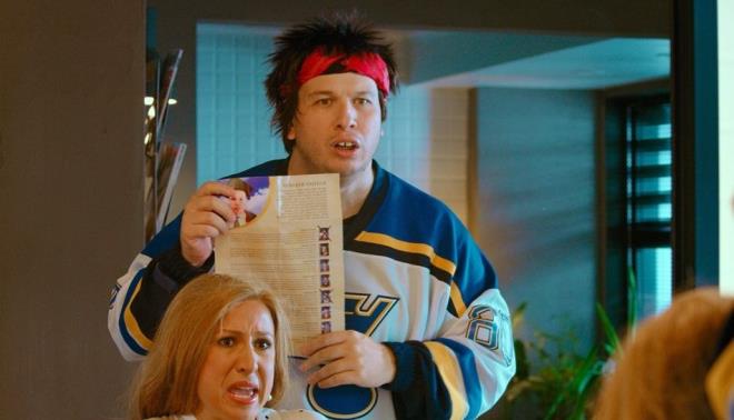 Gkbakar, kardei Togan ile senaryosunu yazd film iin, &#8220;Kayhan yaptm skeler arasnda en sevilen karakterlerden biriydi. Sinemadaki hikayesinde de herkesin ona abucak snacan dnyorum" diye konutu.