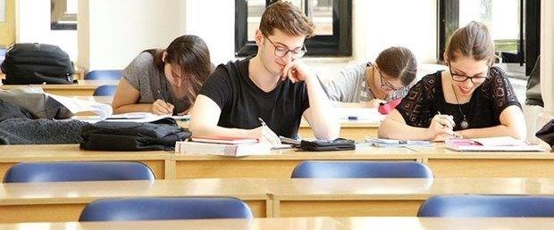 <p>Dikey Gei Snav (DGS)</p>          <p>  Snav Tarihi: 08 Temmuz 2018</p>  <p>  Bavuru Tarihi: 16 Mays 2018/ 24 Mays 2018</p>  <p>  Sonu Tarihi: 02 Austos 2018  </p>