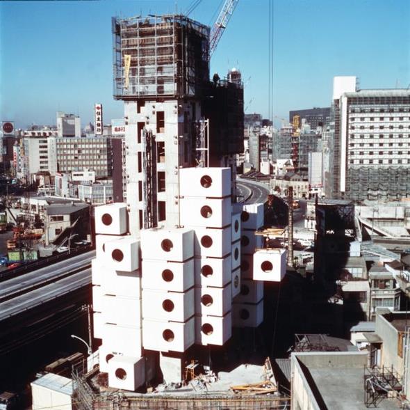 Tokyo&#8217;daki apartmanlar ve yksek katl binalar kendine zg olarak tasarlanm bir ekilde karnza kyor.