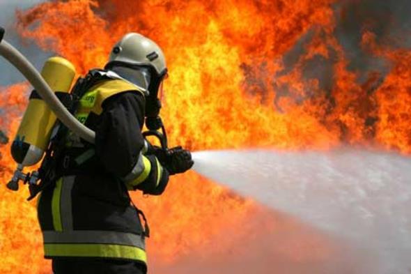 tfaiyecilik  --  Kimi olaylarda kendi canlarn da tehlikeye atarak olaylara mdahale etmek durumunda kalan itfaiyeciler phesiz dnyadaki en stresli ilerden birine sahip.