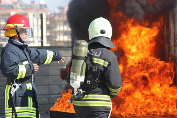 Dzenli bir i younluu olmayan itfaiyeciler, kimi gnlerde herhangi bir olaya mdahale etme durumunda olmazken, kimi gnlerde ok youn alabiliyor.