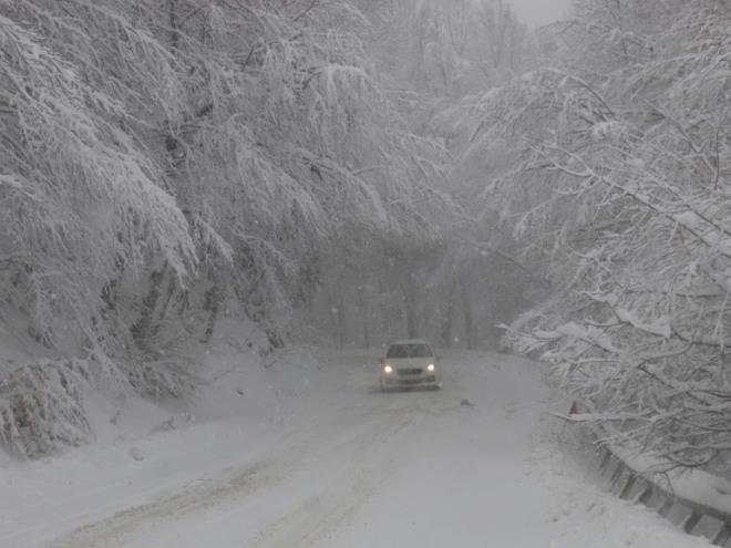 BOLU DAI'NDA KAR VE TP ETKL OLUYOR.
