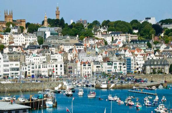 <p>27 Guernsey</p>  <p>  Nfusu: 62,431</p>  <p>  26 Kuzey Mariana Adalar</p>  <p>  Nfusu: 61,000</p>