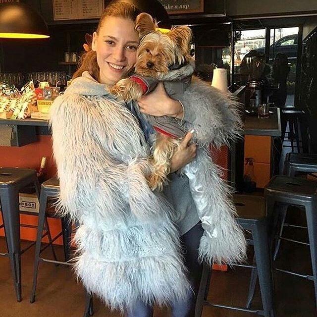 SERENAY SARIKAYA