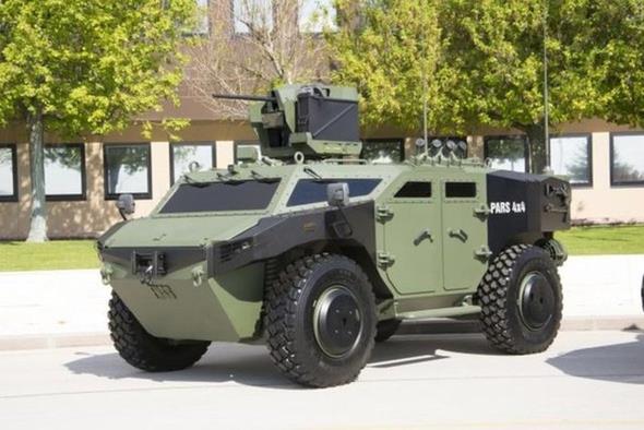 PARS 4X4    leri gzetleme, anti- tank ve komuta kontrol gibi zel maksatl grevleri yerine getirmek zere tasarlanm bir aratr. Ara tm operasyonel gereksinimlere cevap verecek ekilde kurgulanmtr.