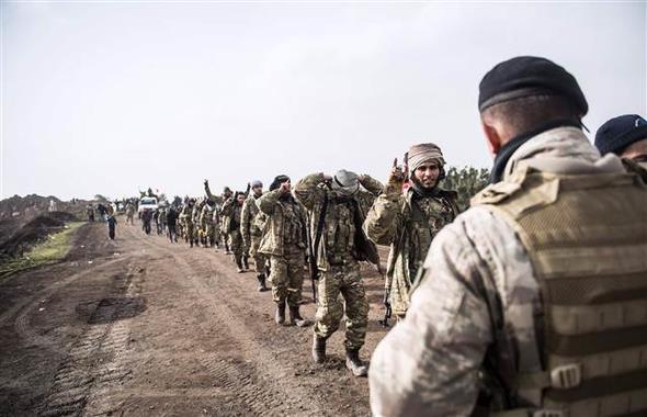 Harekat iin Afrin'e geen SO unsurlar... (AFP)