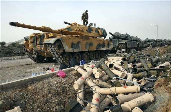 AP ise Hatay Hassa'daki Sugedii Ky eteklerinde bulunan Trk askerlerinin fotoraflarn geti.