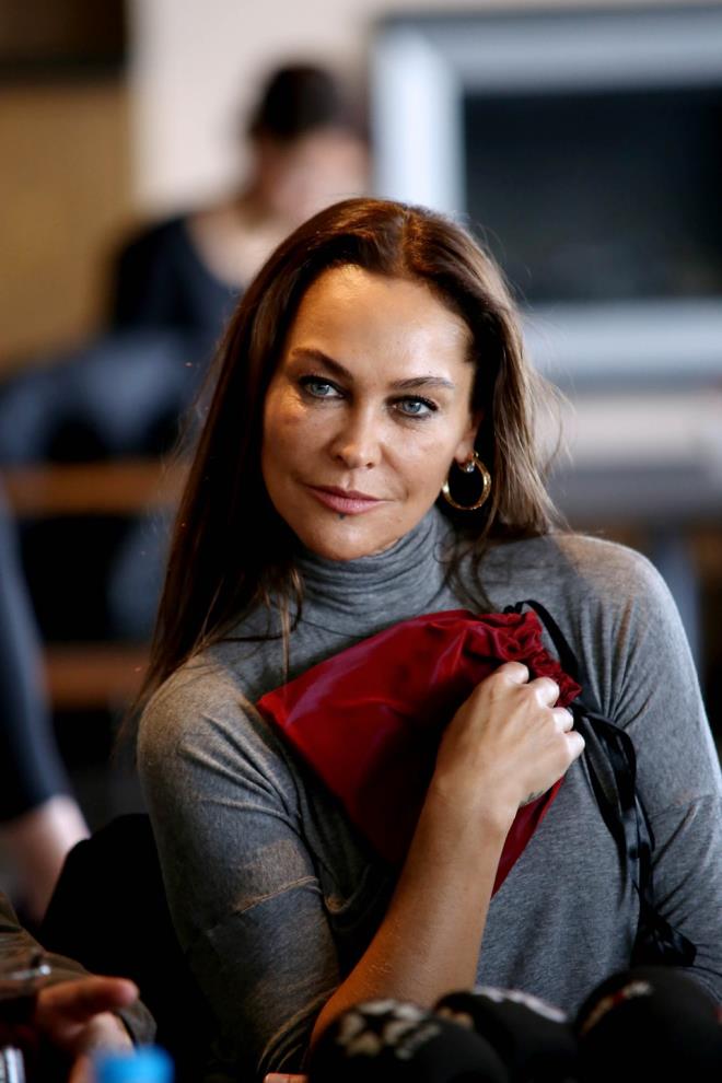 Maslak Sheraton Hotel&#8217;in iinde 3 milyon TL harcayarak Club Peb isimli bir spor salonu at.