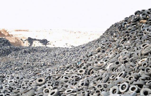 Ancak Kuveyt'teki mezarlk iin byle bir durum sz konusu deil. Drt irket, Kuveyt ve dier lkelerdeki tekerleklerin buraya getirilip depolanmasndan sorumlu.