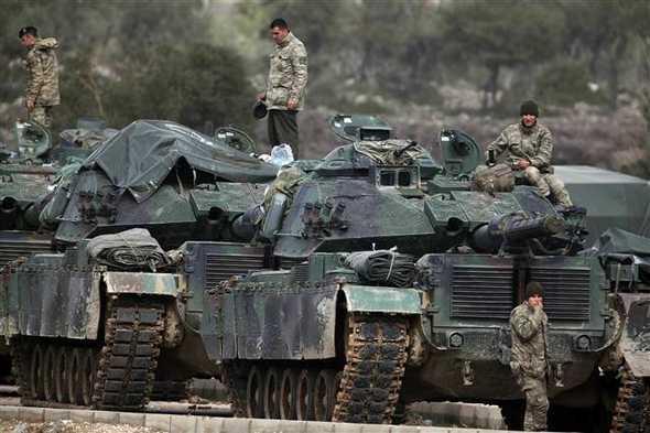 Yaad oku atmaya alarak tutunmaya almakta, derinlikte ve dalarda yapt kademeleri-tahkimatlar ve direnek noktalarn kullanmaktadr."