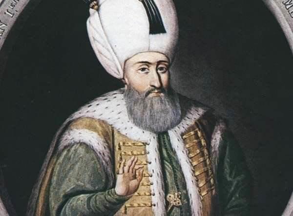 ann en k giyinenlerinden olan Kanuni Sultan Sleyman, grnmne nem verirdi.Mcevherlere olan ilgisi had safhadayd. Babas gibi o da kuyumculua meraklyd, Fatih gibi de deerli talara tutkundu. Nasl mcevherlere tutkun olmasn?