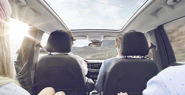 Biz de bu 2 snfta en ok satan otomobilleri fiyatlarna gre belirledik. Yani bir bakma en ok satlan ucuz otomobilleri setik. Listedeki otomobillerin fiyatlar 70 bin TL'nin altnda yer alyor.  <br>  Ama bu fiyatlar listedeki otomobillerin sadece balang fiyatlar.  <br>  Yani tm satlan modeller 70 bin TL'nin altnda deil. te o otomobiller;