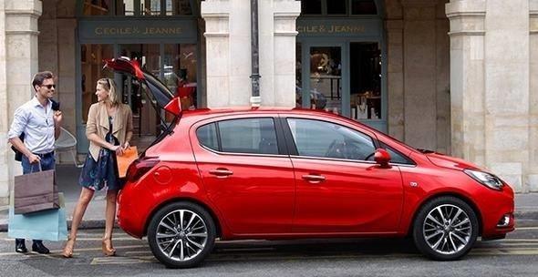 2017 ylnda 7 bin 514 adet satlan Corsa'nn fiyat 65 bin TL'den balyor.