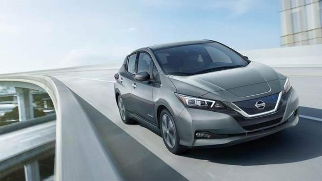 6. Nissan LEAF (240 km)
