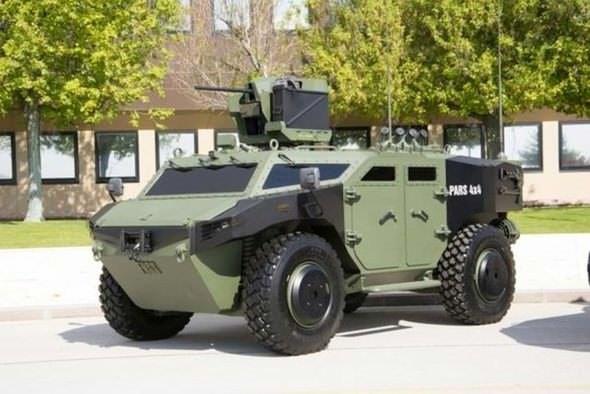 PARS 4X4    leri gzetleme, anti- tank ve komuta kontrol gibi zel maksatl grevleri yerine getirmek zere tasarlanm bir aratr. Ara tm operasyonel gereksinimlere cevap verecek ekilde kurgulanmtr.