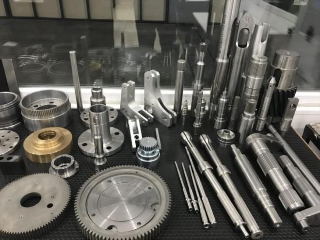 irketin ihracatn gerekletirdii rnler arasnda alter, makine, trbin, demir ve elik, takm tezgah, rayl ve otomotiv grubu paralar yer alyor.