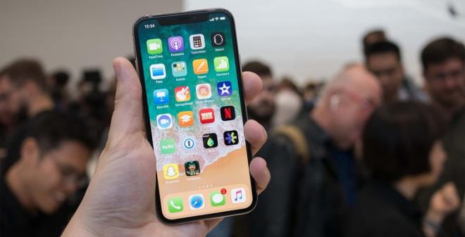 Apple hakknda isabetli tahminler ve tespitler yapan Ming-Chi Kuo, Asya'daki tedarik zinciri kaynaklarndan toplad bilgiler dorultusunda yeni bir ngr raporu yaynlad. Bu raporda 6.1 in'lik LCD ekranl ucuz iPhone X'ten bahsediliyor. MacRumors sitesi ise raporun dikkat ekici noktalarn okurlaryla paylat.