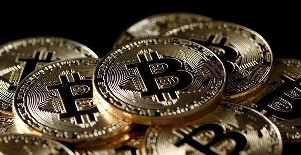 Uzmanlar, Asya ekonomilerinde Bitcoin'e devlet mdahalesi ve reglasyon getirme endielerinin yan sra, sanal para birimlerinde gvenlik, siber saldr ve alnma gibi risklerin Bitcoin'in deerinin dmesinde etkili olduunu belirtti.