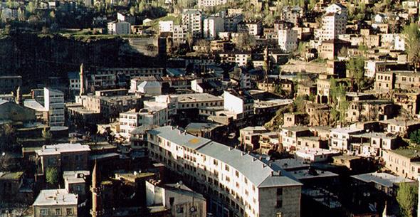 <p>Bitlis </p>  <p> </p>  <p>2016 kii says:341 225</p>  <p> </p>  <p>                2017 kii says:341 474</p>  <p> </p>  <p>Deiim (%) : 0,07 </p>  <p> </p>  <p>Deiim (Kii) :249</p>  <p> </p>  <p>Sivas 2016 kii says: 621 224</p>  <p> </p>  <p>2017 kii says:  621 301</p>  <p> </p>  <p>Deiim (%) :0,01</p>  <p> </p>  <p>Deiim (Kii) :  77</p>  <p> </p>  <p>Rize</p>  <p> </p>  <p>2016 kii says:331 048</p>  <p> </p>  <p>                    2017 kii says:331 041</p>  <p> </p>  <p>Deiim (%) :0,00 </p>  <p> </p>  <p>Deiim (Kii) :-7 </p>  <p> </p>