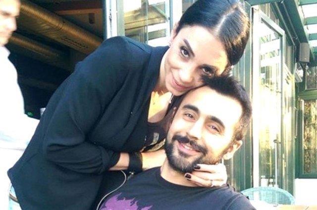 u anda zel tasarm antalar yapan Payende izmeci Kl'n ei de kimya mhendisi.