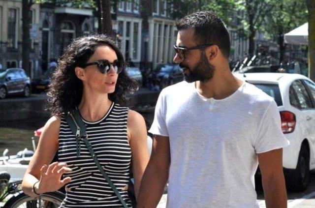 Payende izmeci Kl imdi zel tasarm antalar yaparak geimini salyor.